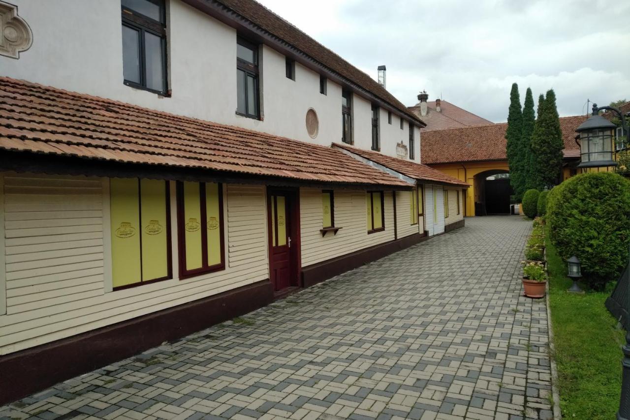 Cristian Inn Zewnętrze zdjęcie