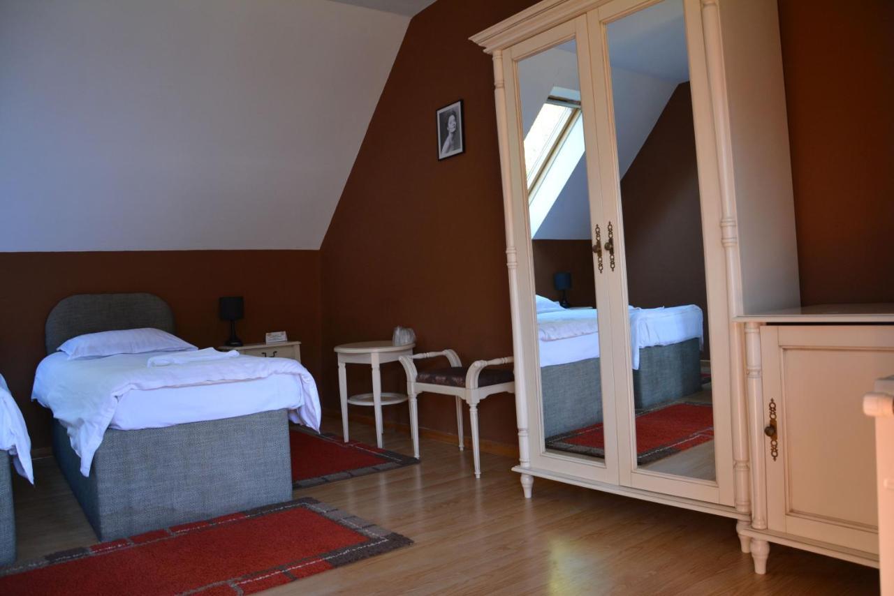 Cristian Inn Zewnętrze zdjęcie