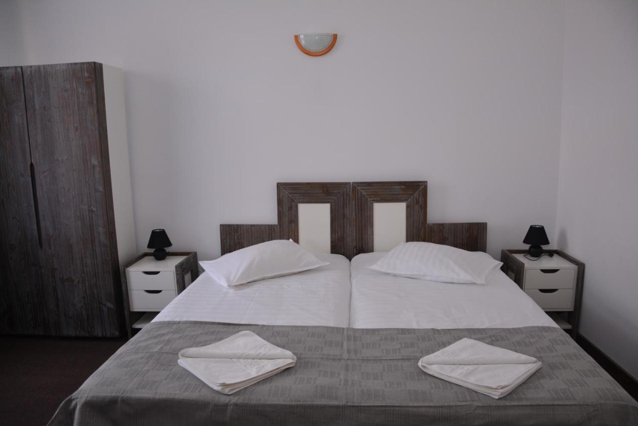 Cristian Inn Zewnętrze zdjęcie