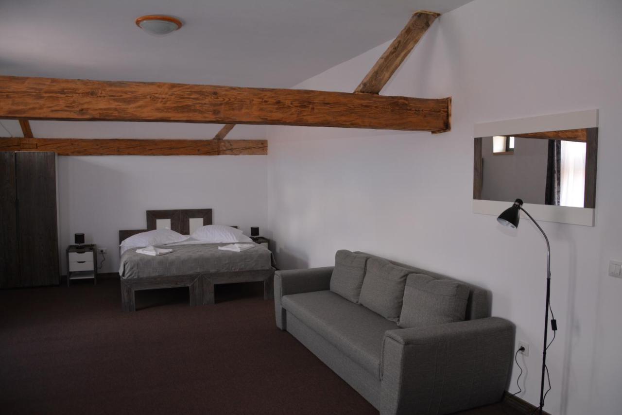 Cristian Inn Zewnętrze zdjęcie